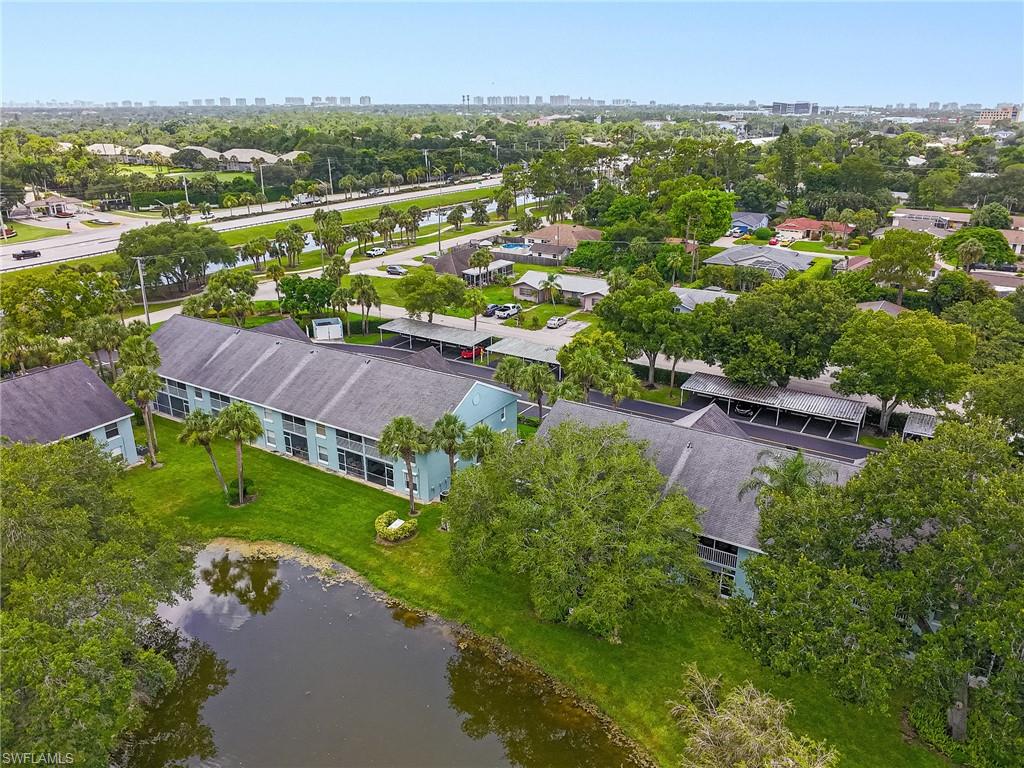 PIPERS POINTE - Residential