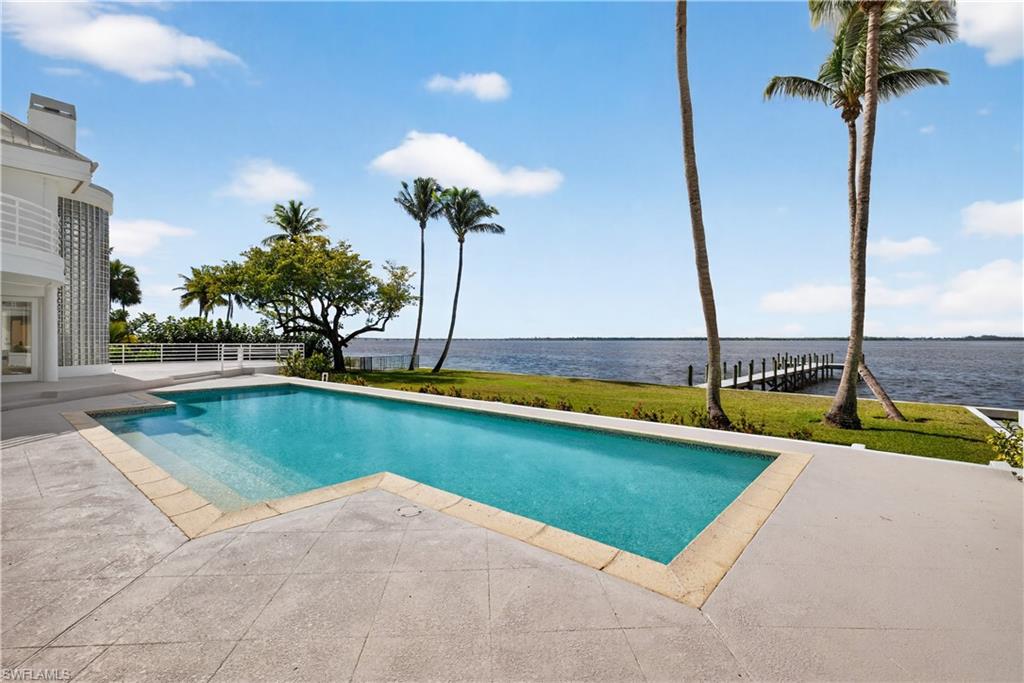 RIVERSIDE - Residential
