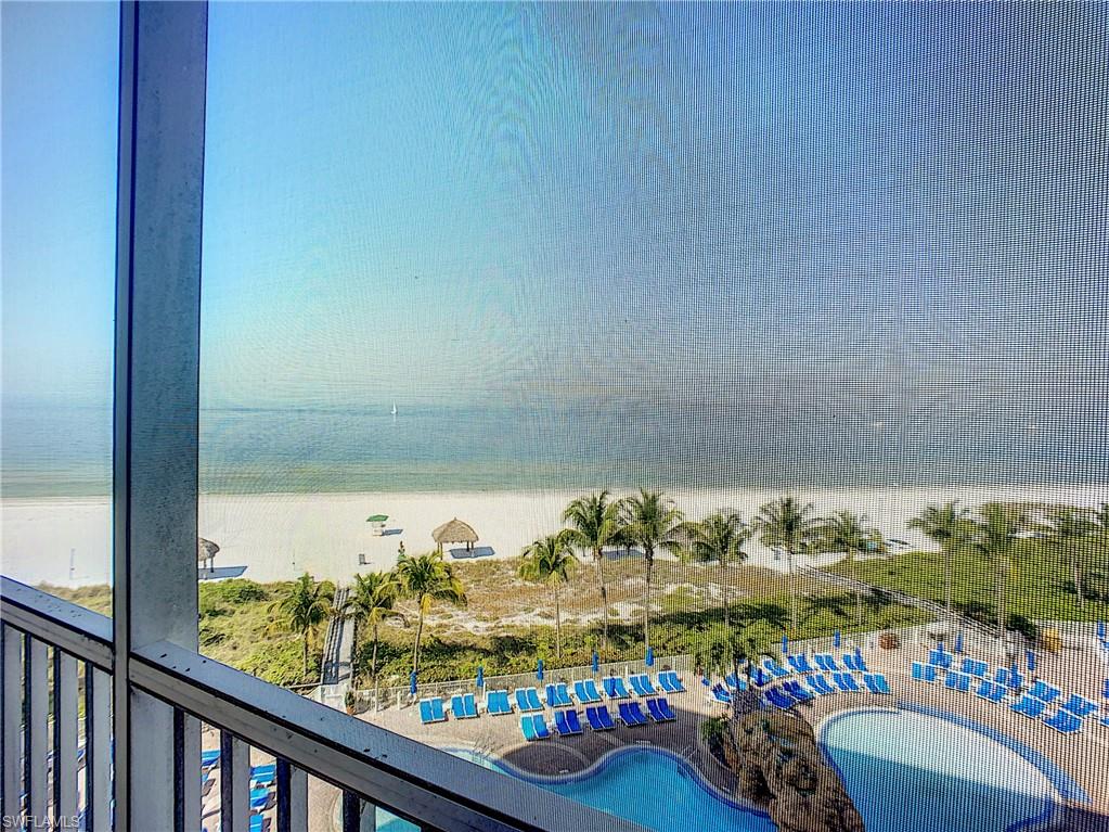 WHITE SAND VILLAS - Residential