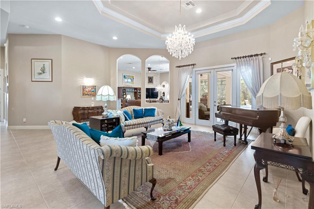 BELLE LAGO - Residential