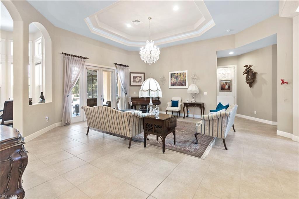 BELLE LAGO - Residential