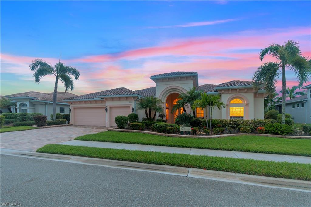 BELLE LAGO - Residential