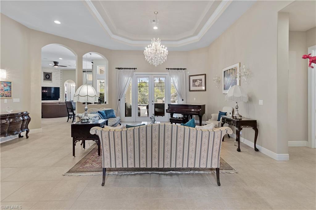 BELLE LAGO - Residential
