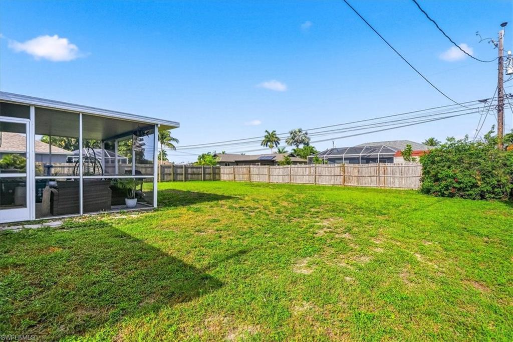 CAPE CORAL - Residential