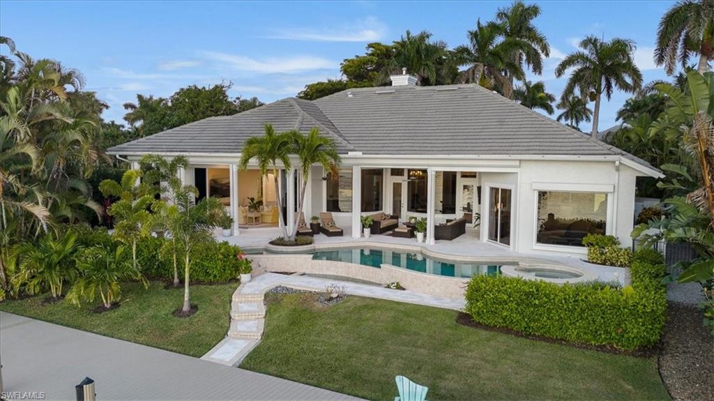 MOORINGS - Residential