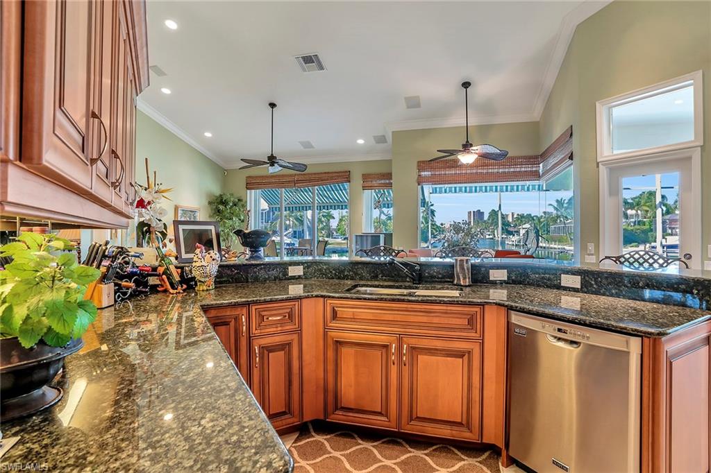 MARCO ISLAND - Residential