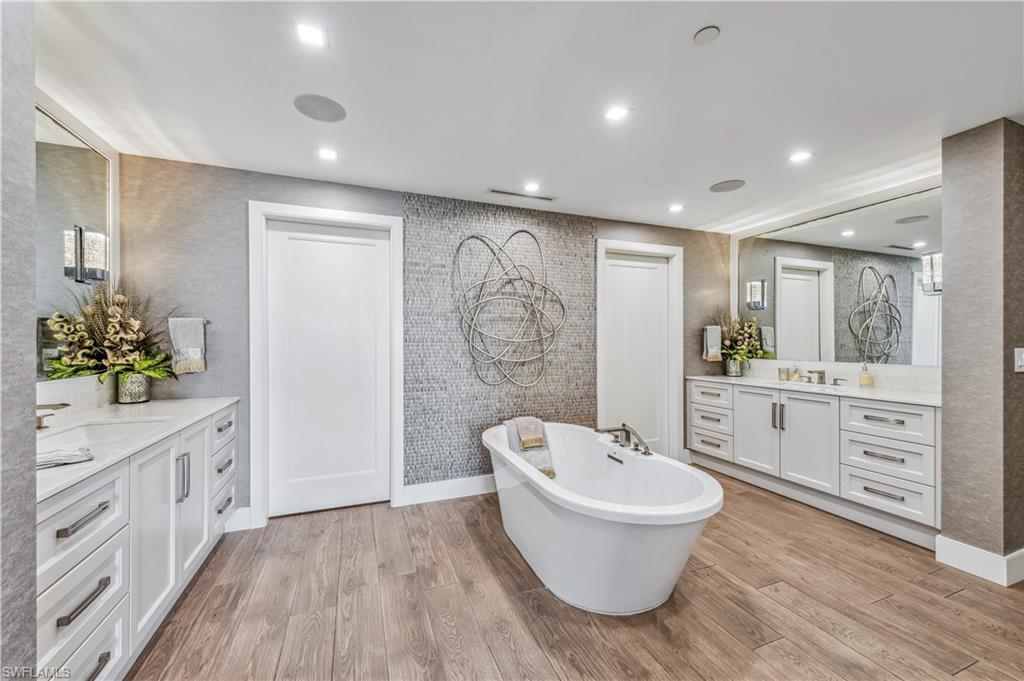 KALEA BAY TOWER 100 - Residential