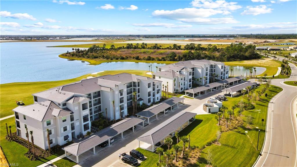 *GOLF MEMBERSHIP* Babcock National is a community in Babcock Ranch. This stunning golf and country club community is situated on the
northeast side of Founders Square across Lake Babcock. This Terrace Condo is a 2 Bedroom, 2 Bathroom, 4th Floor with Golf Course and Lake
Views!! The condo delivers an ideal split-bedroom floorplan. Open concept main living space features kitchen island, formal dining space and
living area with access to the screened lanai. Transfer fees and golf cart/green fees applicable. Please confirm rates and availability.