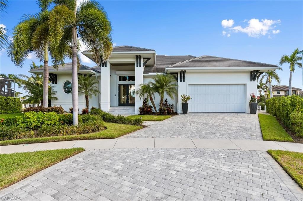 MARCO BEACH - Residential