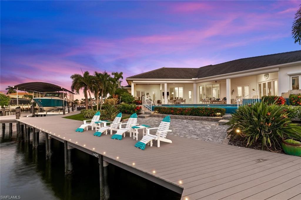 MARCO BEACH - Residential