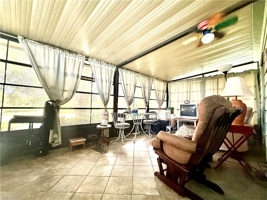 LAKE FAIRWAYS COUNTY CLUB - Residential