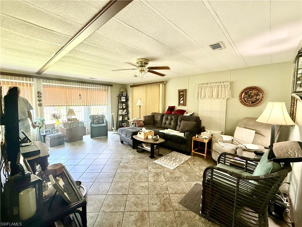 LAKE FAIRWAYS COUNTY CLUB - Residential