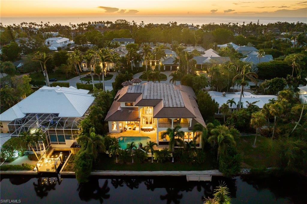 AQUALANE SHORES - Residential