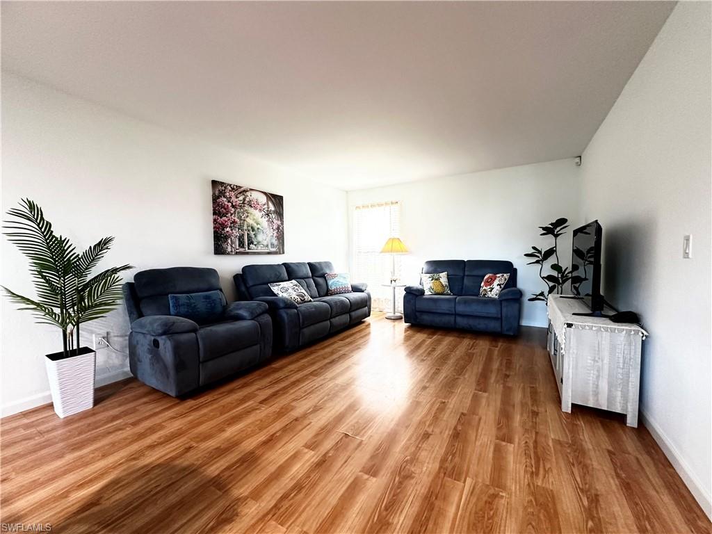LAKEWOOD VILLAGE - Residential