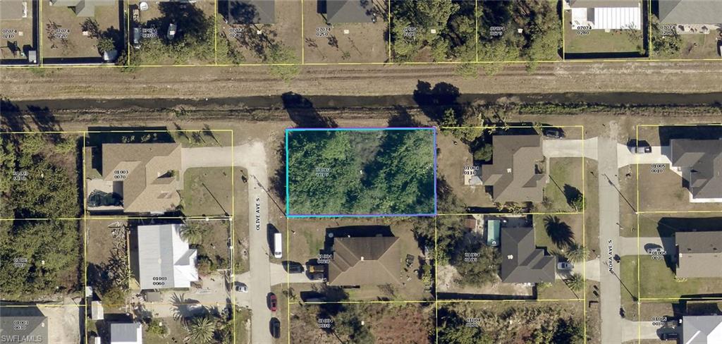 LEHIGH ACRES - Land
