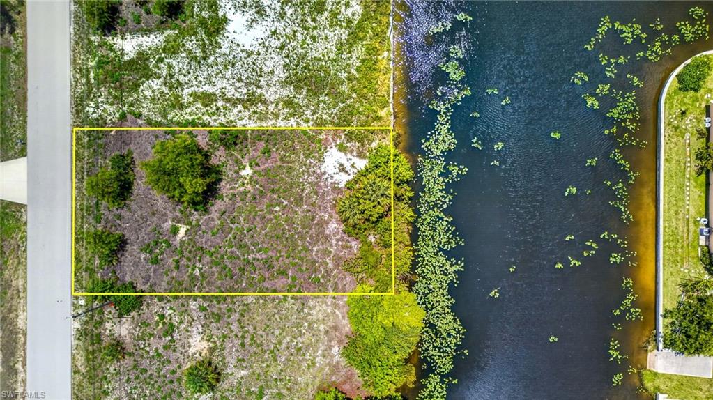 CAPE CORAL - Land