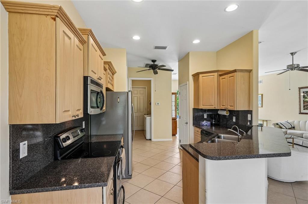 GOLDEN GATE ESTATES - Residential
