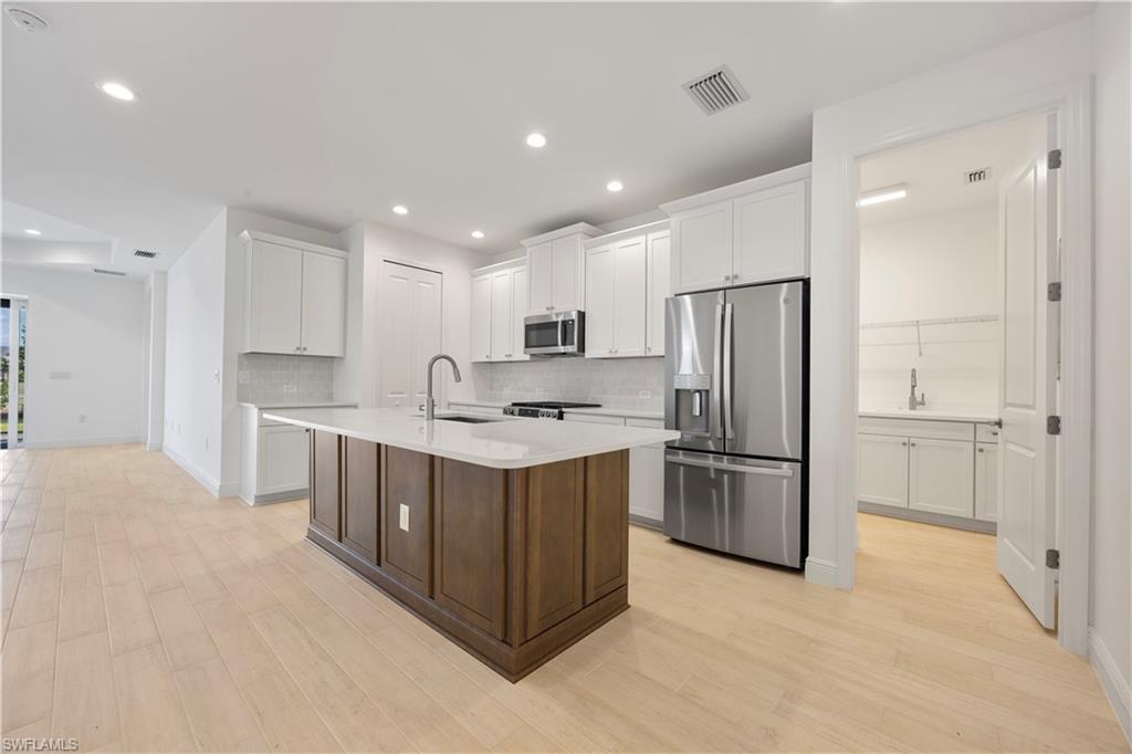 SKYSAIL - Residential