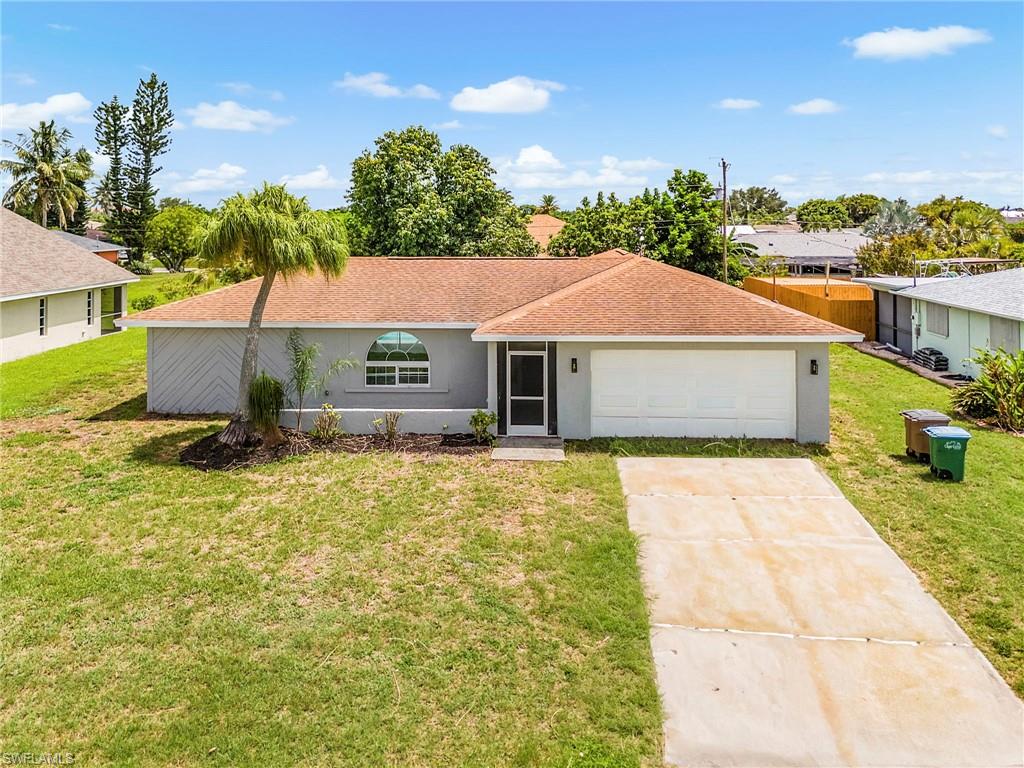 CAPE CORAL - Residential