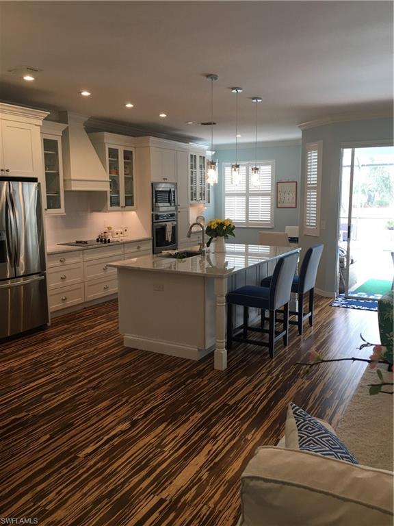 COLONIAL SHORES - Residential