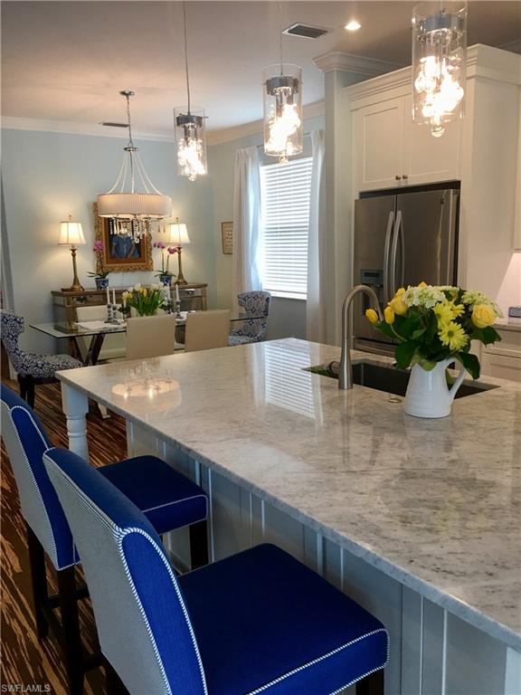 COLONIAL SHORES - Residential
