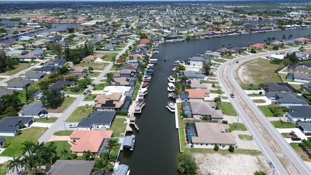 CAPE CORAL - Land