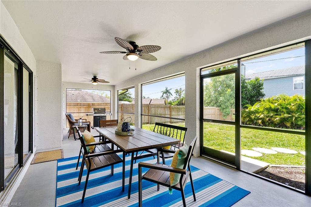 SAN CARLOS PARK - Residential