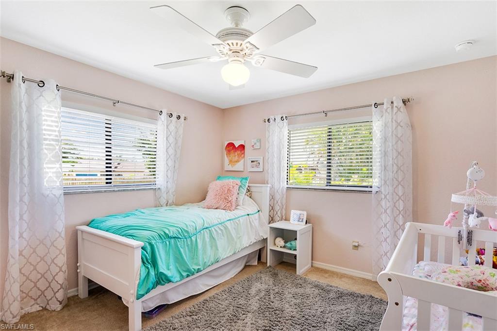 SAN CARLOS PARK - Residential