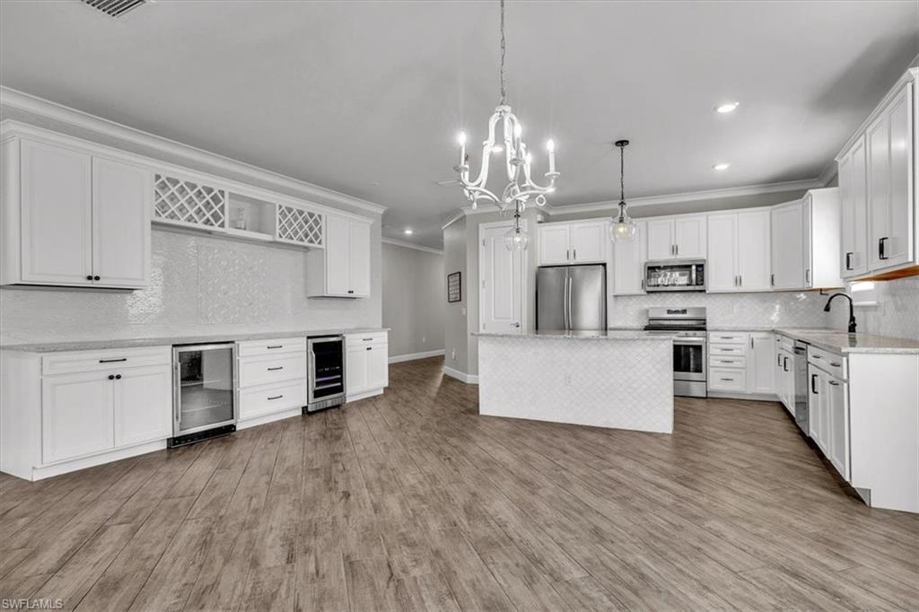 LAKE BABCOCK - Residential