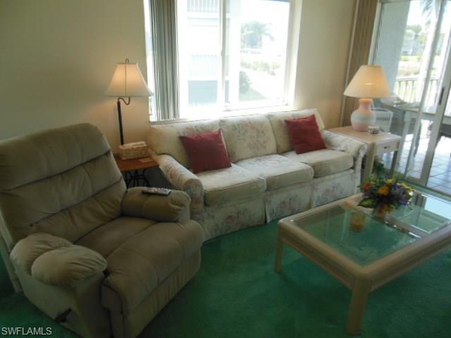 GOLFVIEW GOLF & RACQUET CLUB - Residential