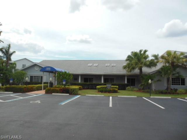 GOLFVIEW GOLF & RACQUET CLUB - Residential