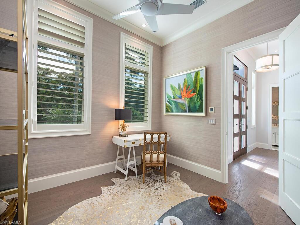 AQUALANE SHORES - Residential