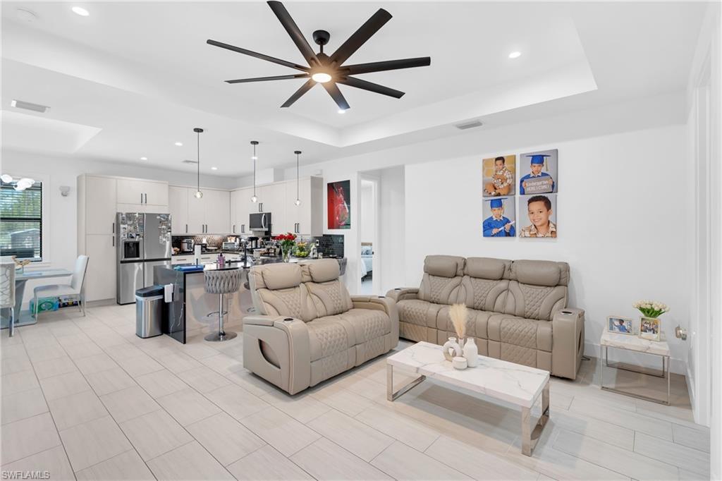 GOLDEN GATE ESTATES - Residential