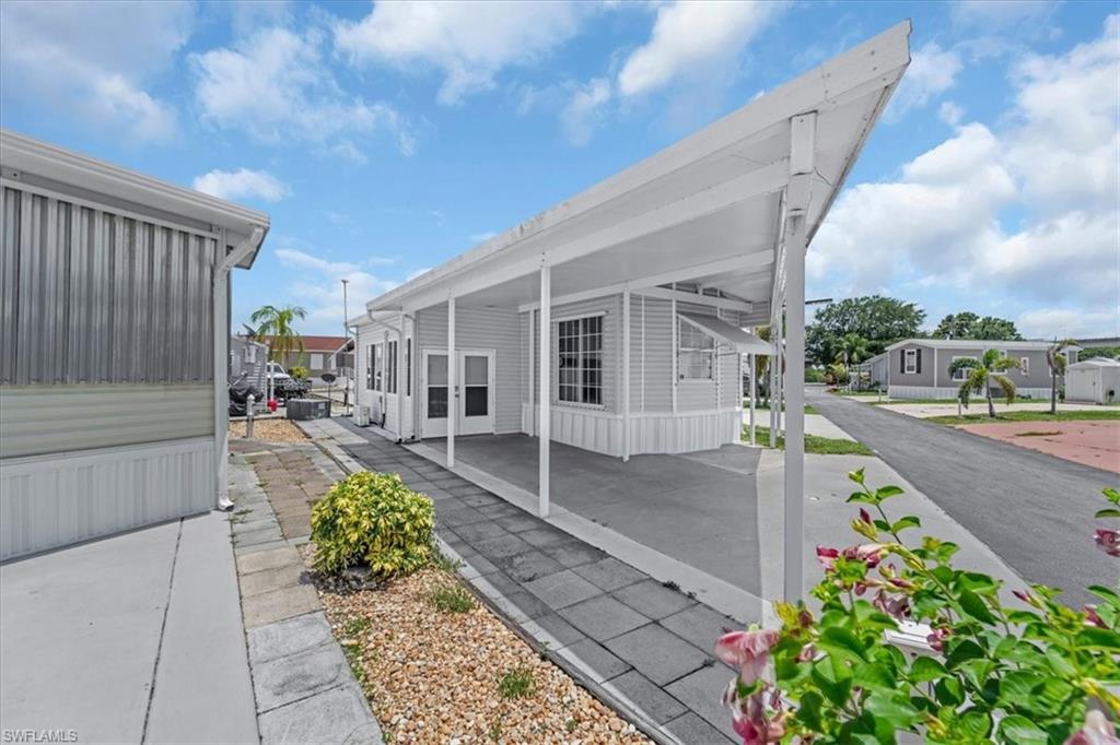 MOORE HAVEN - Residential