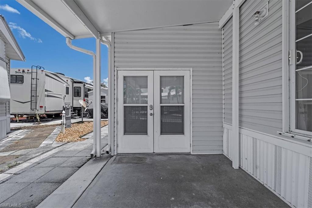 MOORE HAVEN - Residential