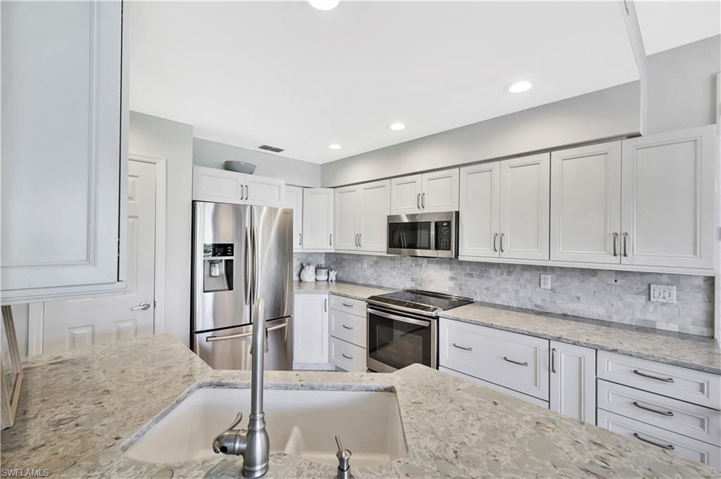 HARBOR LANDING - Residential