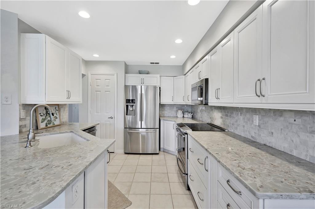 HARBOR LANDING - Residential