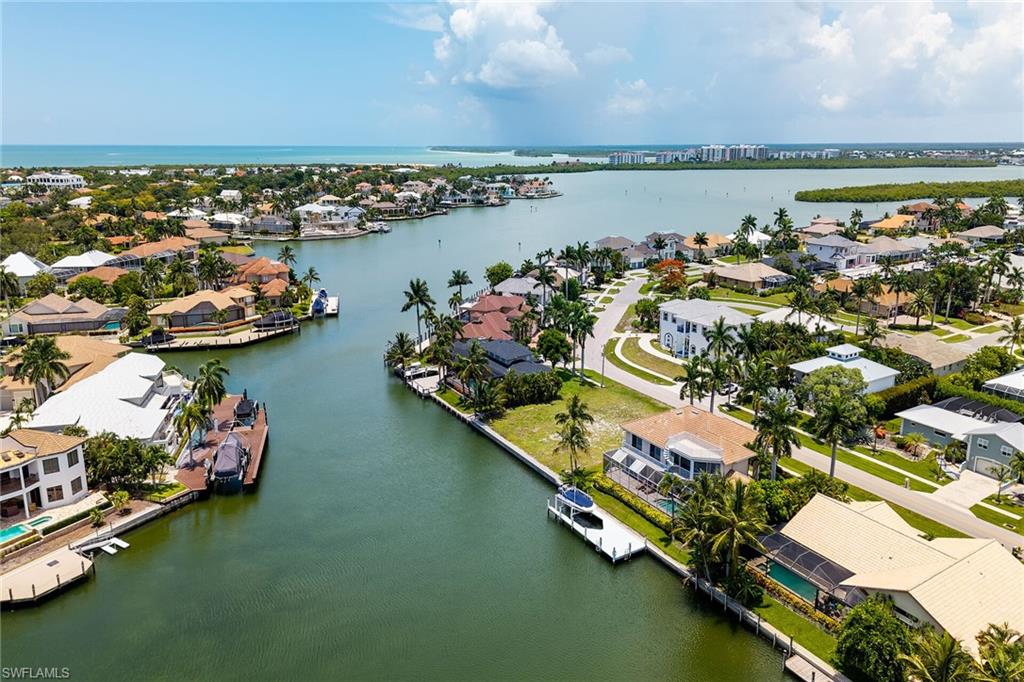 MARCO BEACH - Residential