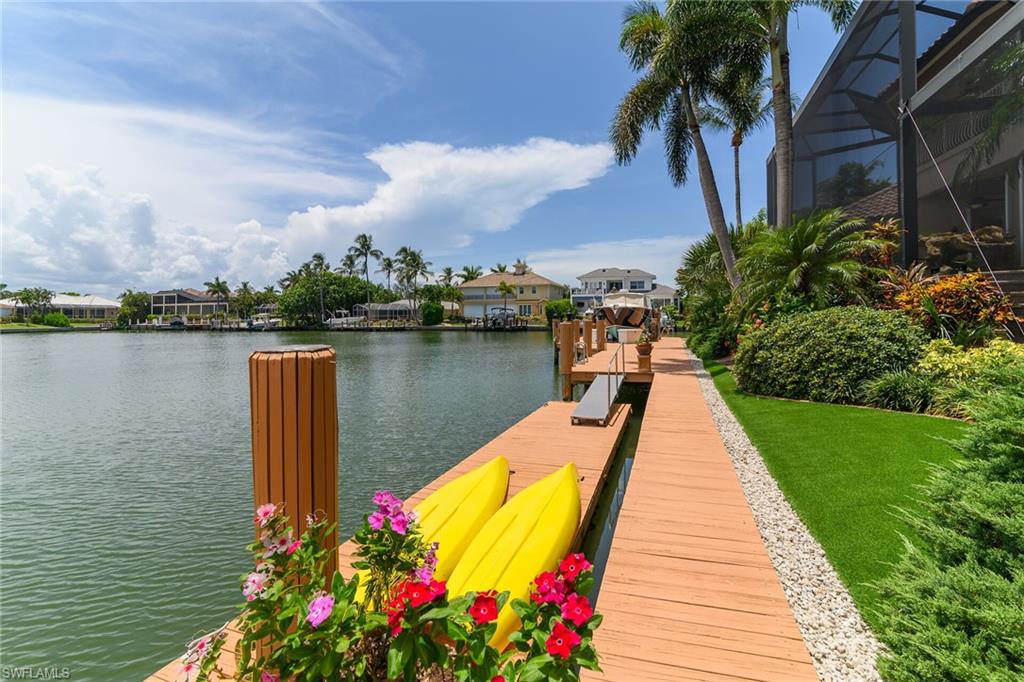 MARCO BEACH - Residential