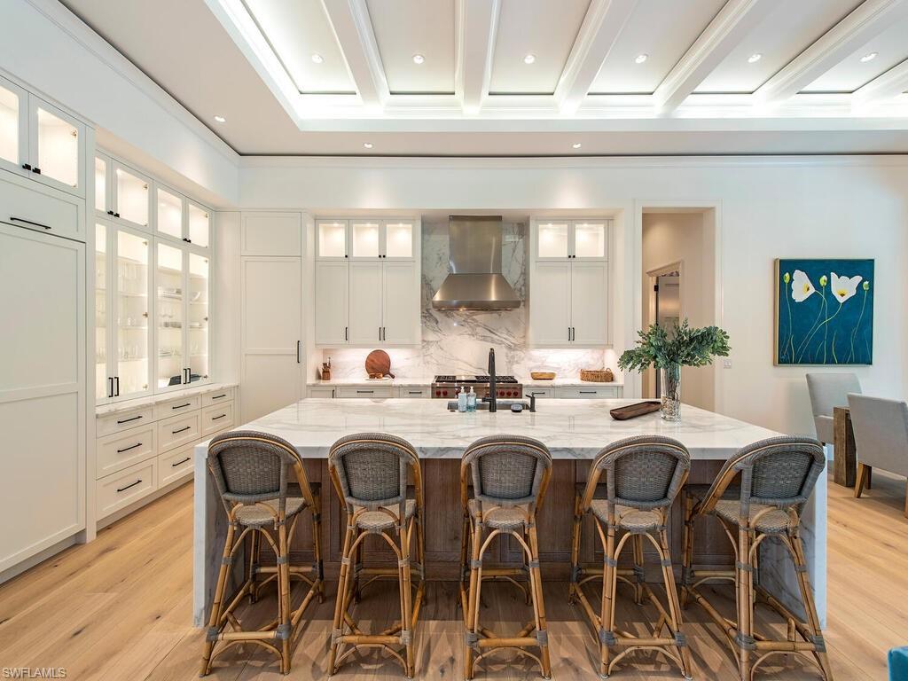 PARK SHORE - Residential