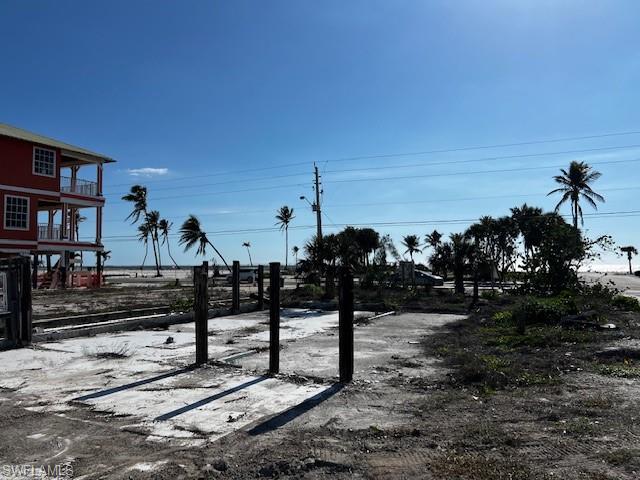GULF HEIGHTS - Land