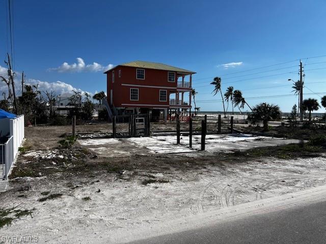 GULF HEIGHTS - Land