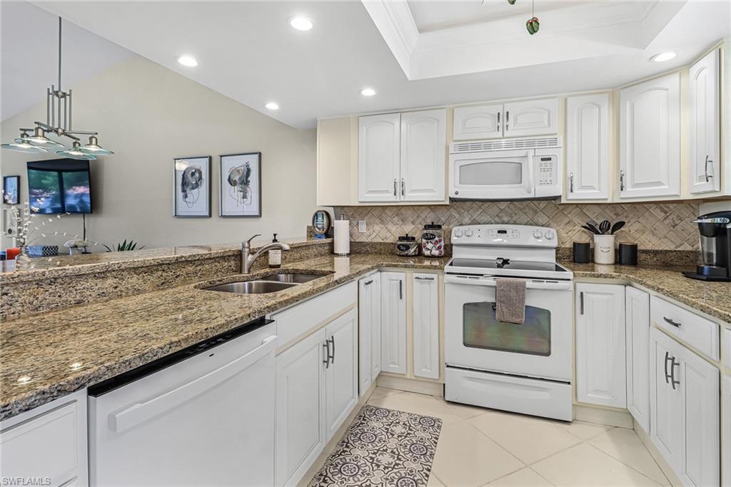 EAGLE RIDGE - Residential Lease