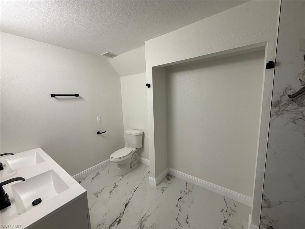 NAPLES MANOR - Residential Lease