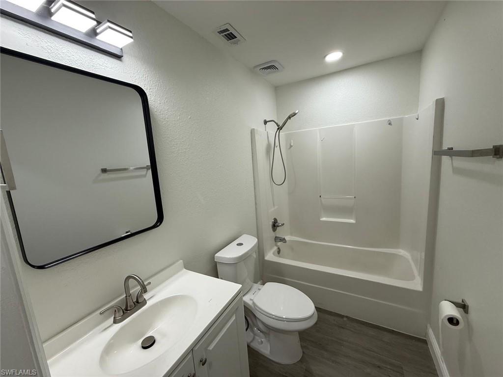 NAPLES MANOR - Residential Lease