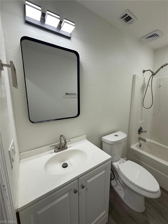 NAPLES MANOR - Residential Lease