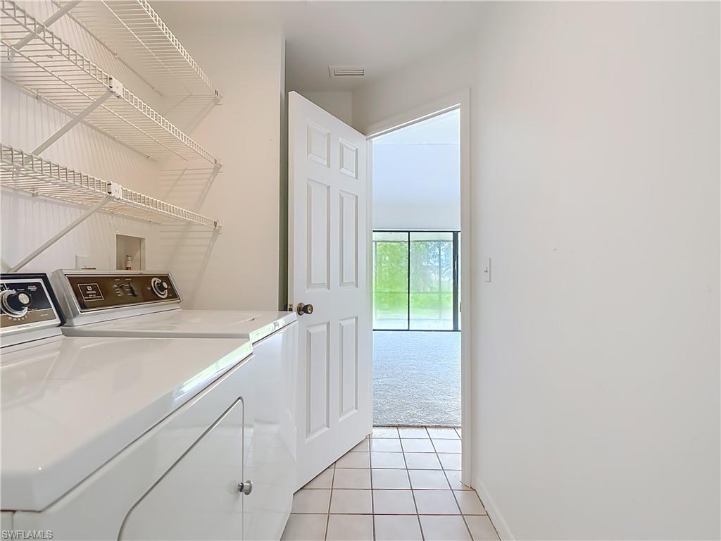 SAN CARLOS PARK - Residential