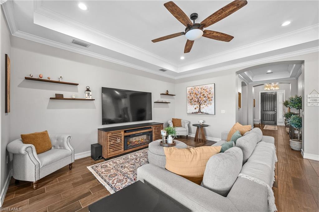 TUSCANY POINTE - Residential