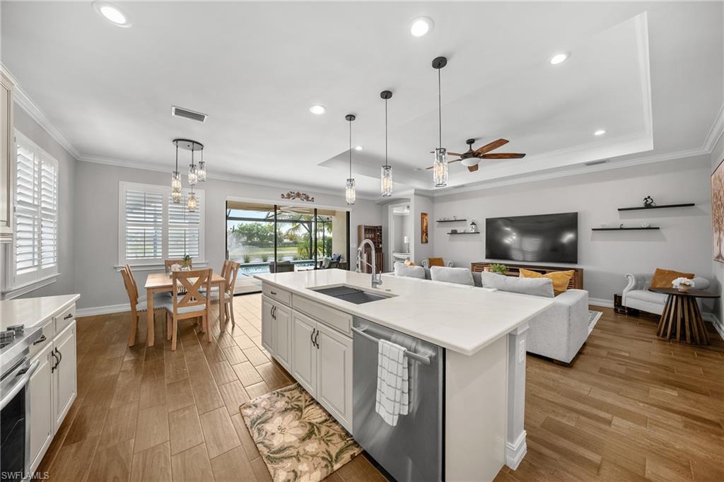 TUSCANY POINTE - Residential