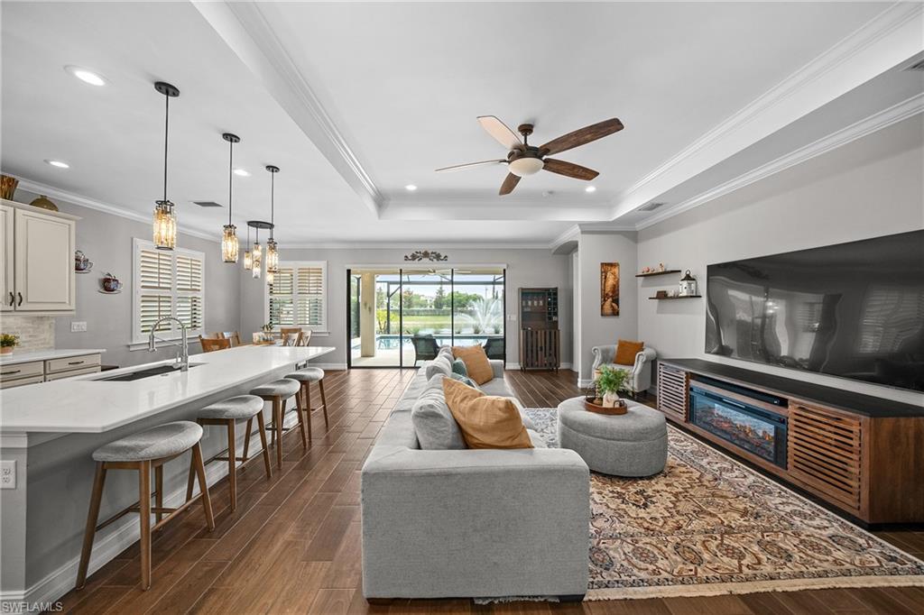 TUSCANY POINTE - Residential